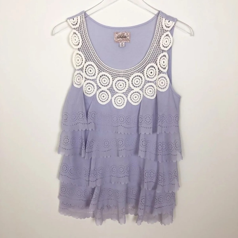 💜pretty Anthropologie top 💜